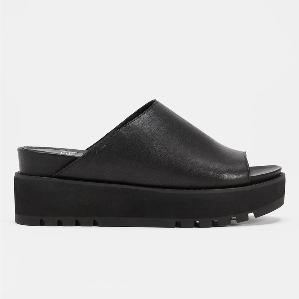 Eileen Fisher Platform Slides like new